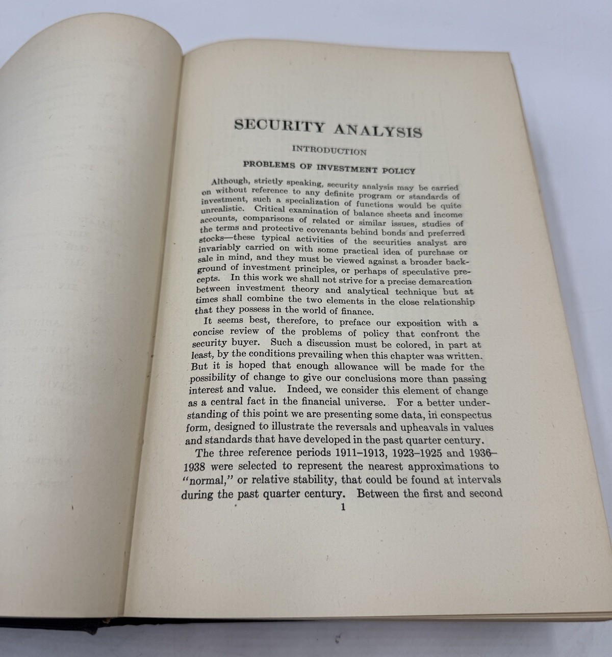 SECURITY ANALYSIS by Benjamin Graham & David Dodd 1940 2nd Edition 7th Printing