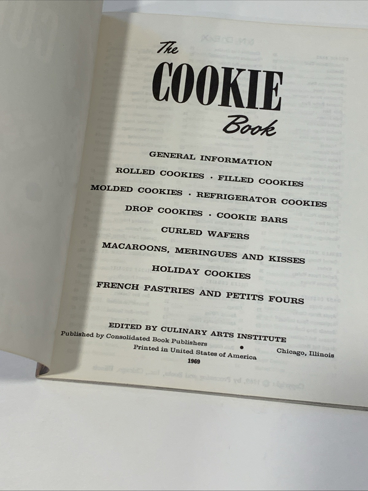 VINTAGE THE COOKIE BOOK 1969 CULINARY ARTS INSTITUTE COMPANION SERIES 47 PGs NM
