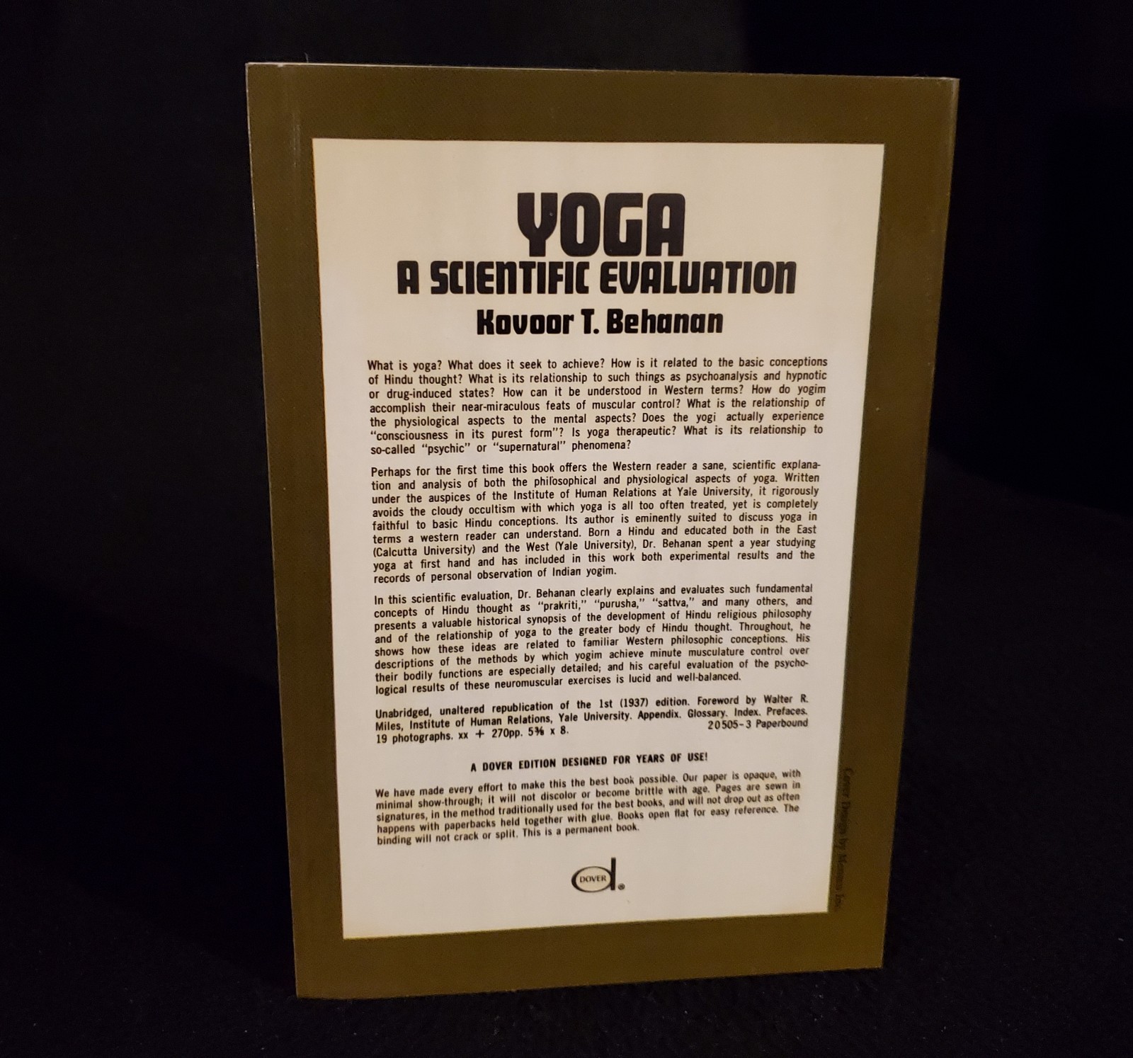 Yoga: A Scientific Evaluatiuon by Kavoor T. Behanan 1964 Softcover NEAR MINT