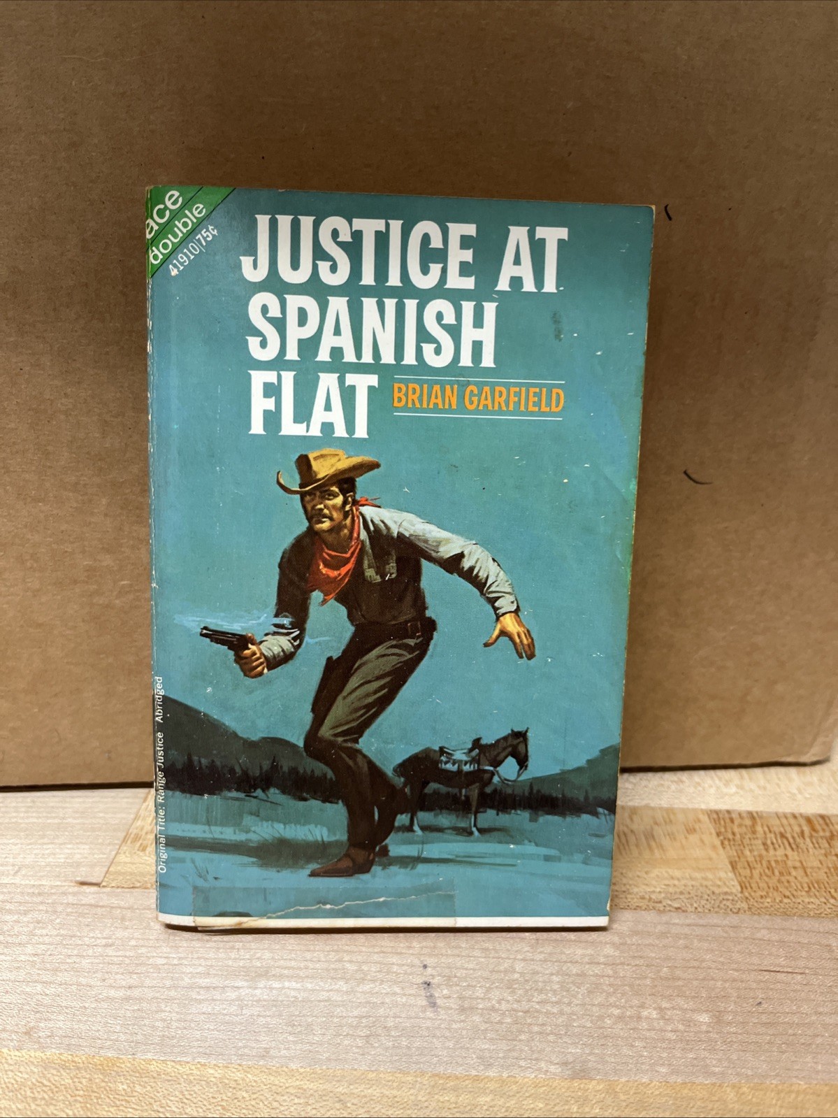 Ace Double-Justice at Spanish Flat/The Gun from Nowhere. Garfield 1961 Box 243