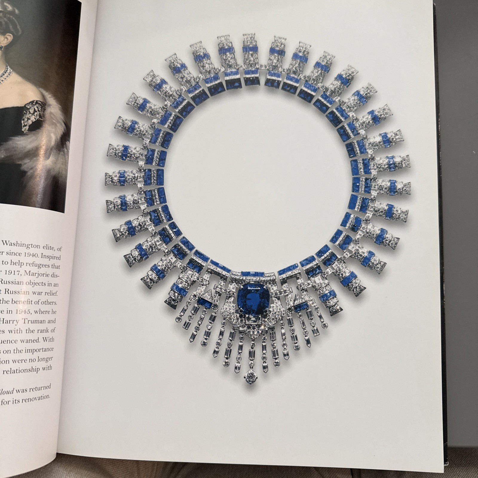 20th Century Jewelry & the Icons of Style Hardcover Large