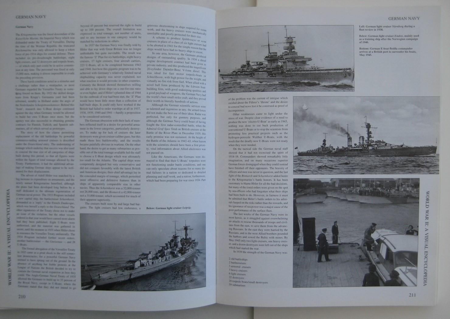 John Keegan WORLD WAR II: A VISUAL ENCYCLOPDIA Battle Maps Photos Ships Aircraft