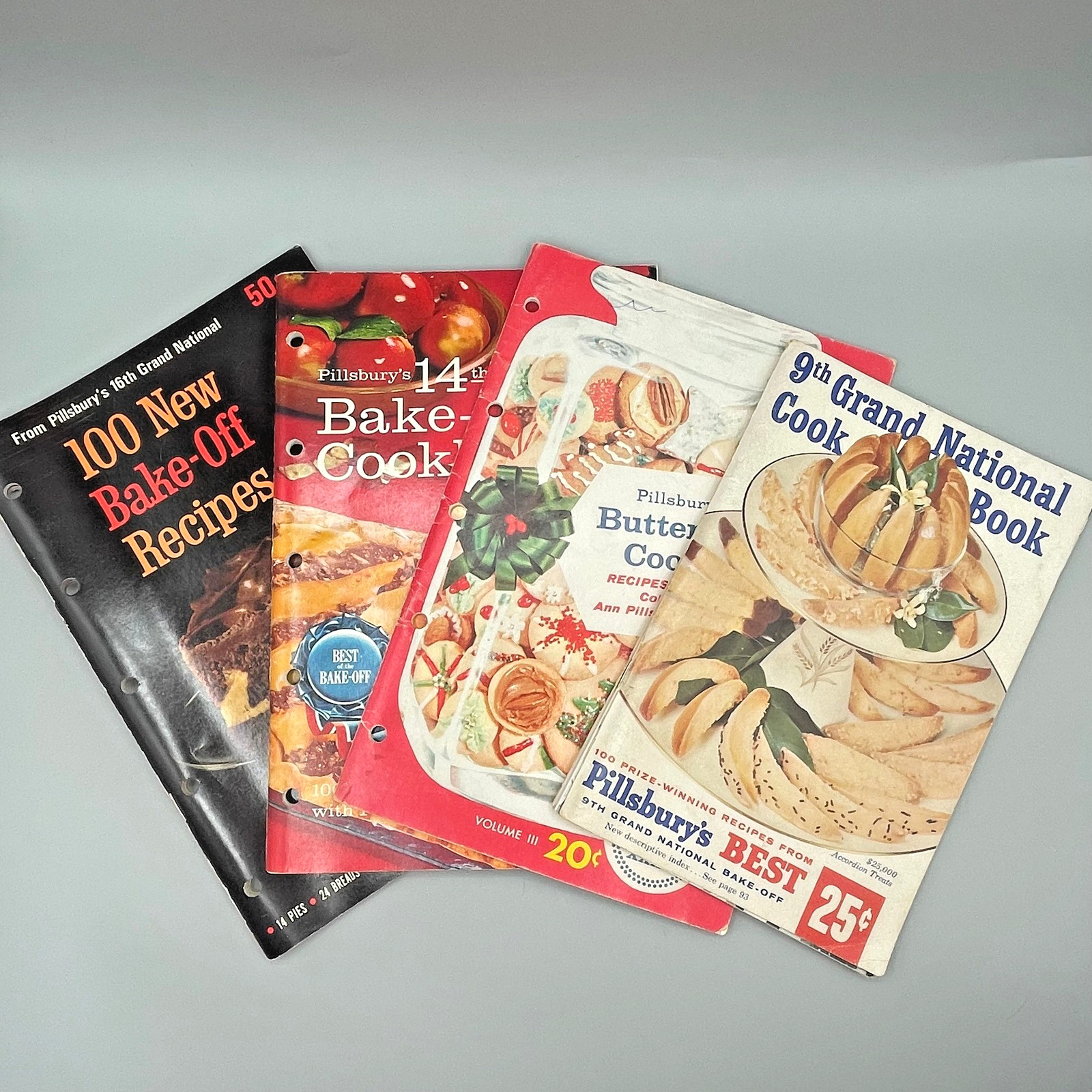 Pillsbury Bake-Off Cookbooks Set 4 Recipe Booklets 1950s 1960s Mid Century VTG
