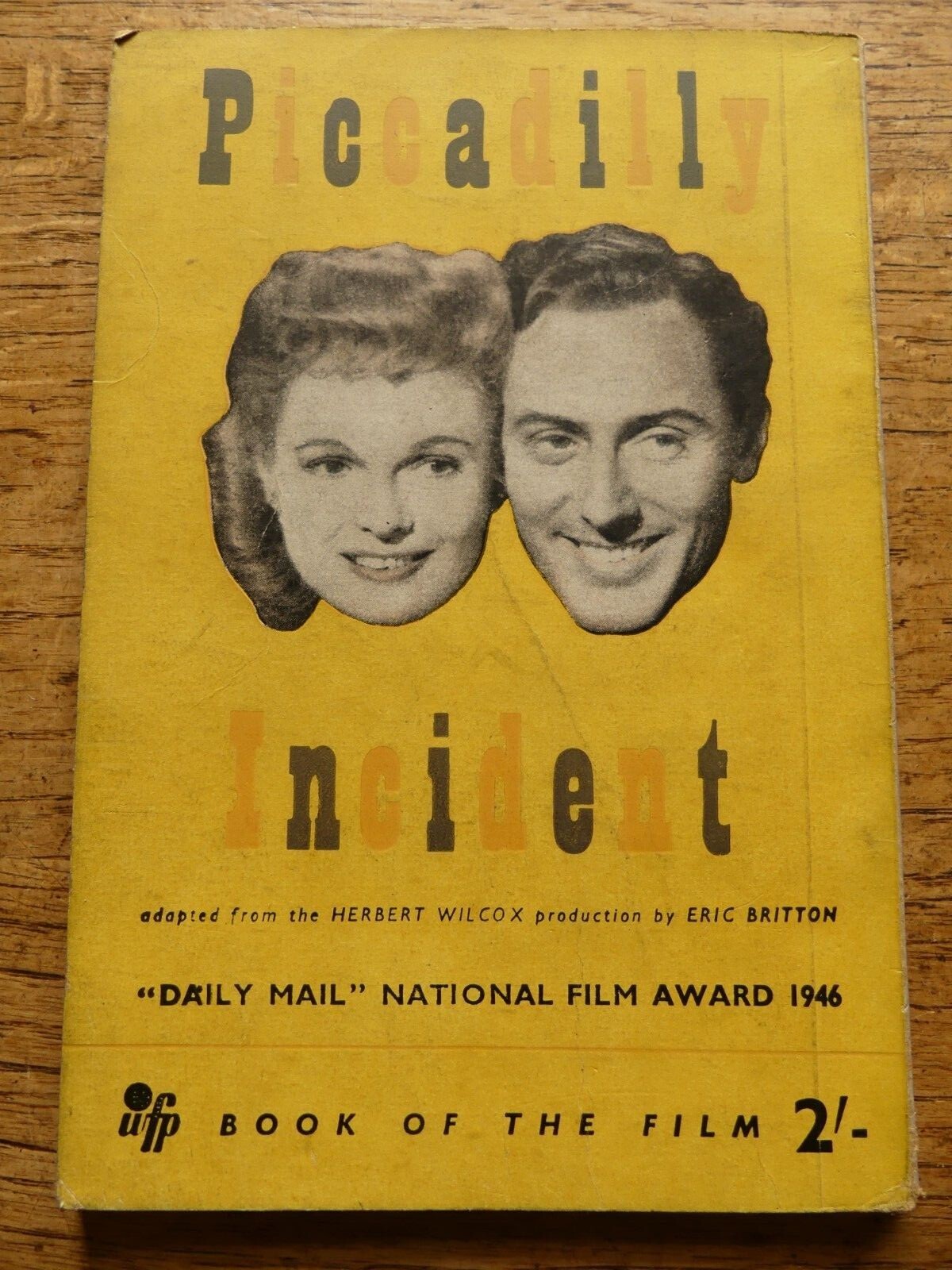 The Courtney’s of Curzon Street 1947 Book of The Film Anna Neagle & Mic Wilding
