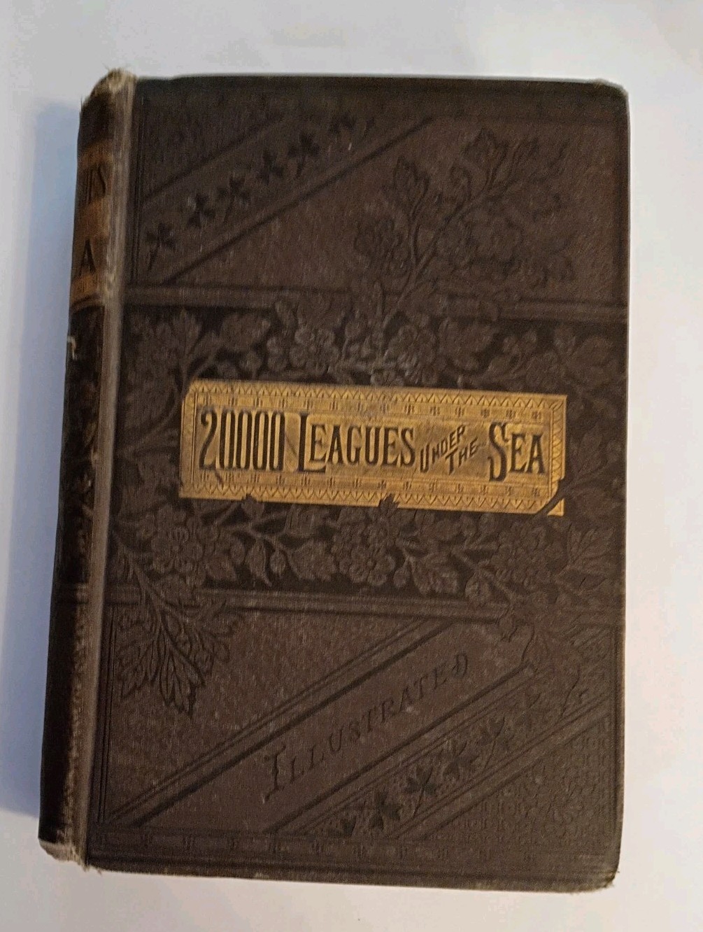 Twenty Thousand Leagues Under The Sea Jules Verne 1881 John W. Lovell Illus.