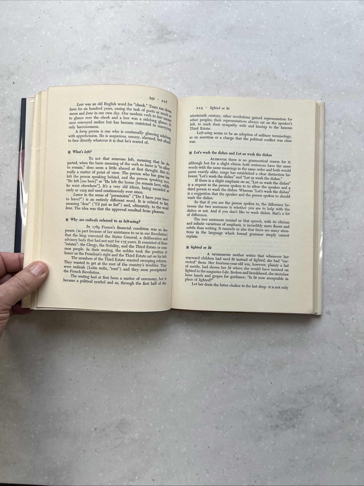 Bergen Evans | Comfortable Words | 1962 Hardcover Ex-Library | Tomi Ungerer
