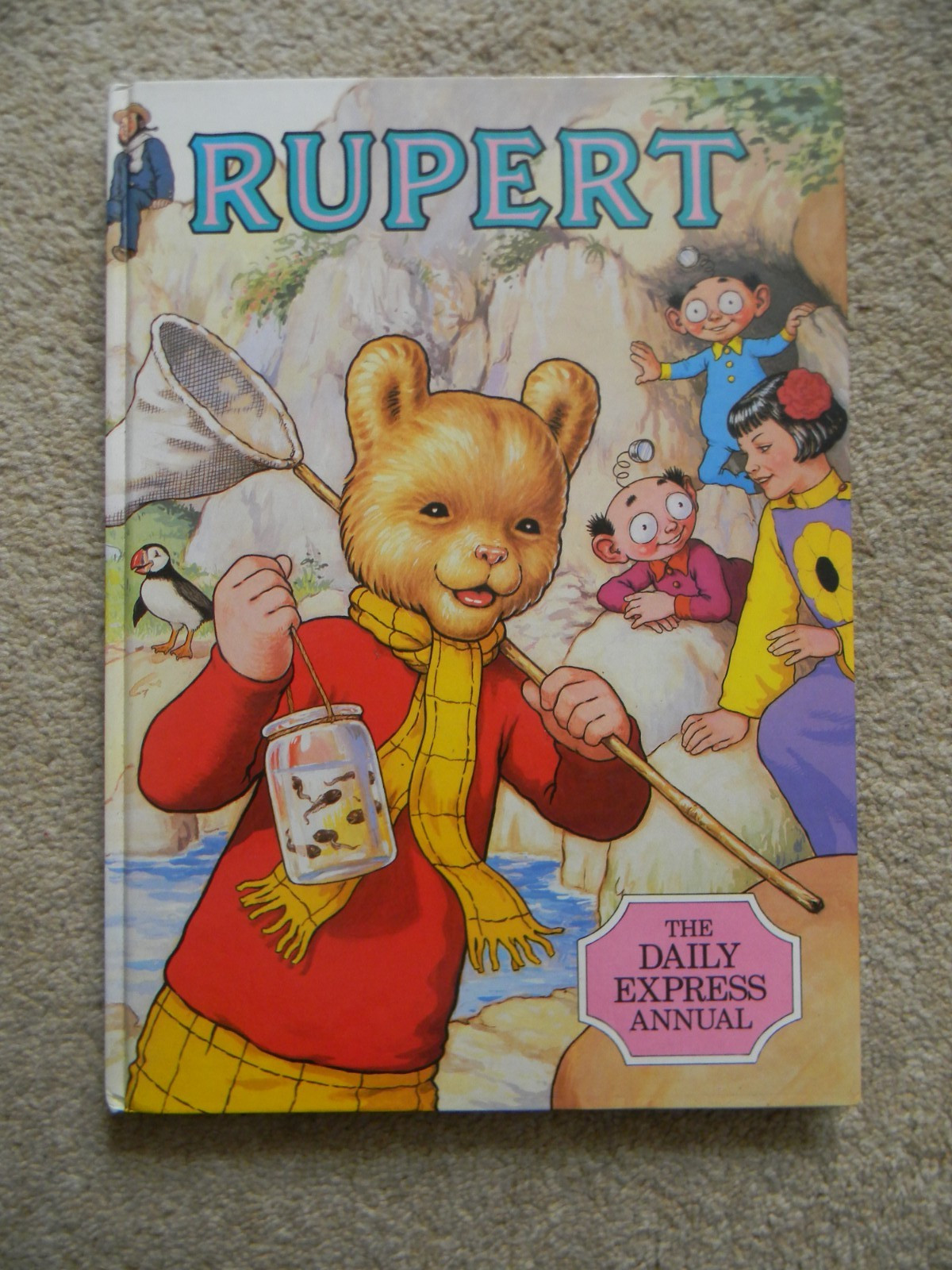 RUPERT Annual from 1986 – Daily Express Publication – very good condition