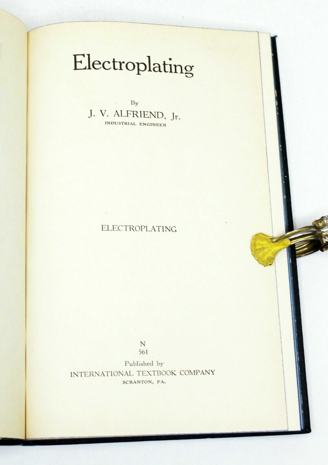 Vintage 1939 ELECTROPLATING J.V. Alfriend POLARIZATION Electrolytic Cleaning ++