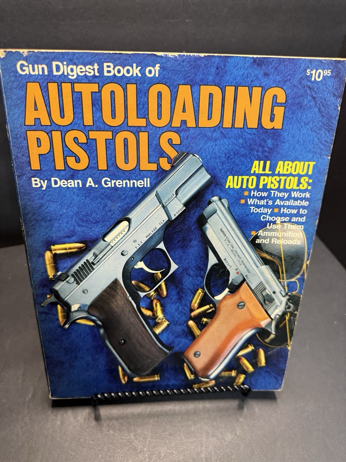 Gun Digest Book of Autoloading Pistols Paperback 1983 Grennel
