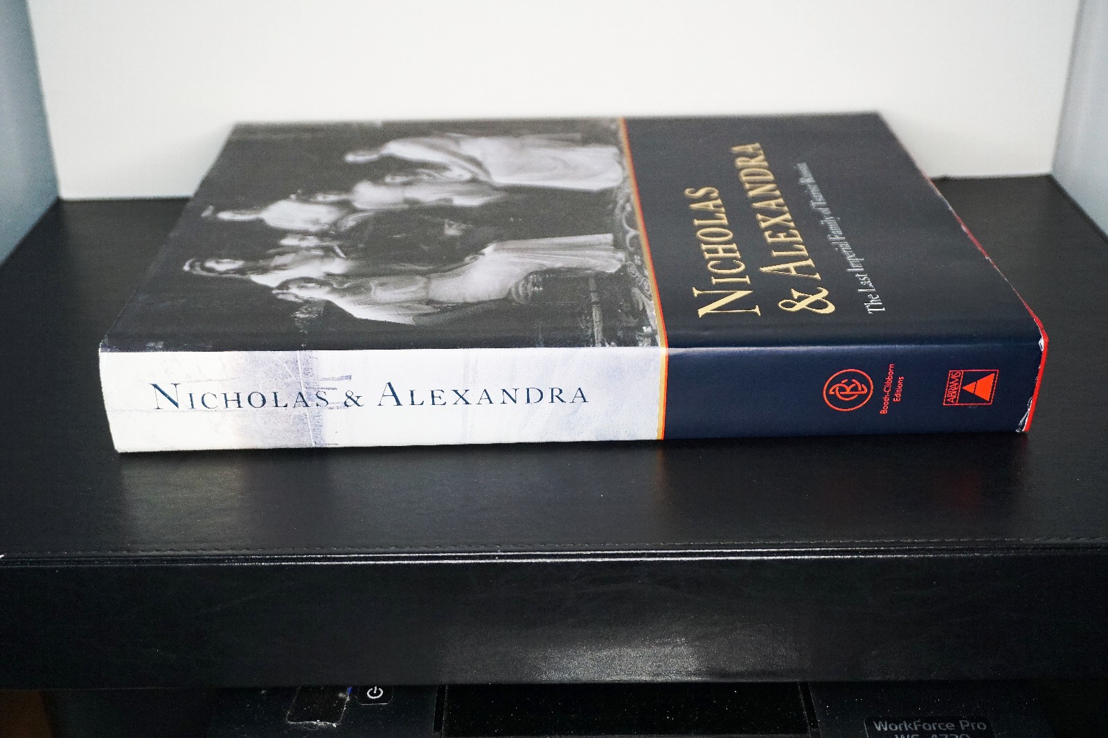Nicholas & Alexandra State Heritage Museum Of Russia Harry N. Abrams Inc. 1998
