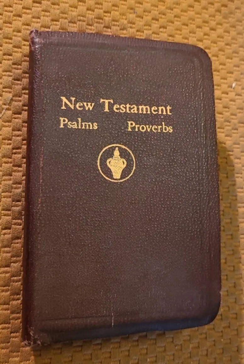 VTG 1952 THE NEW TESTAMENT KJV w/ Psalms & Proverbs Gideon’s Leatherette Pocket