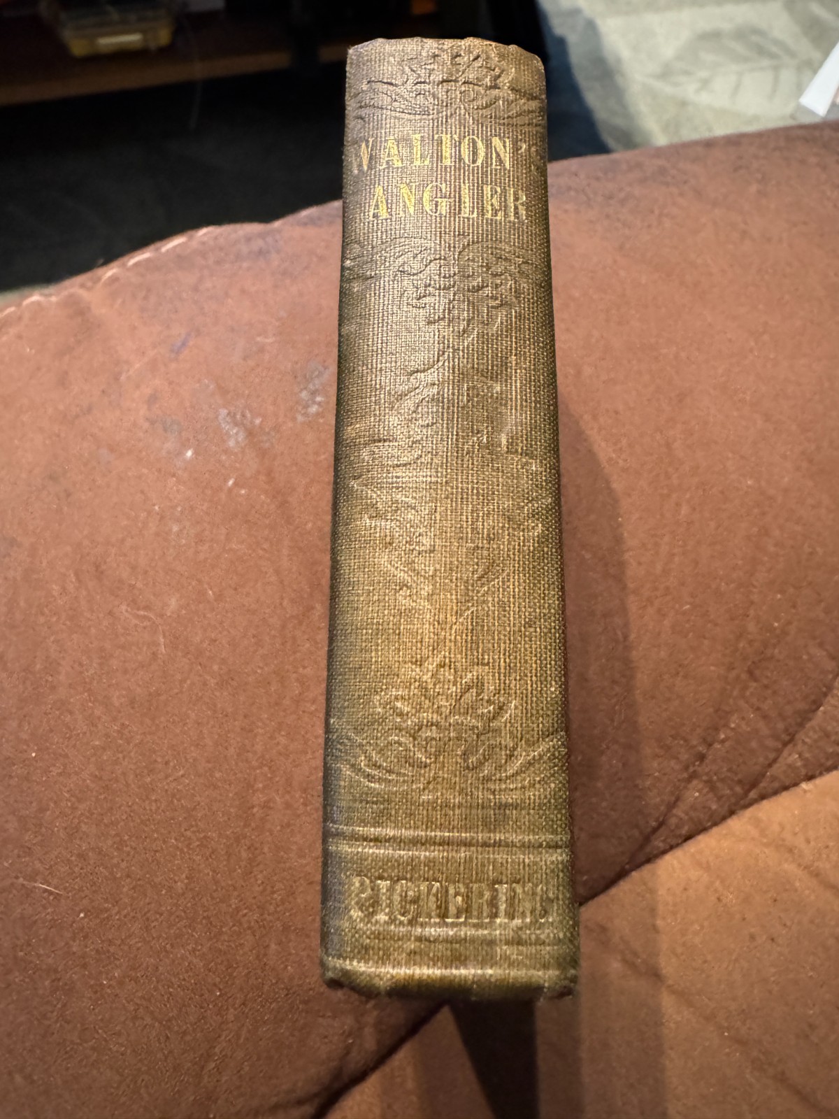 Walton’s Angler, Pickering 1826 Izaak Walton / Charles Cotton – Rare Beauty
