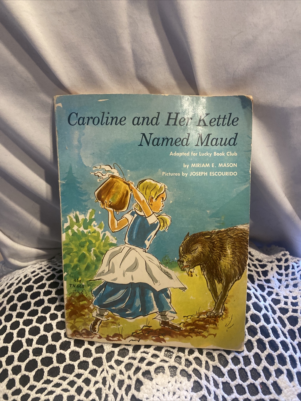 1483) Caroline and Her Kettle Named Maud Scholastic Books TW 668 1965 1st print