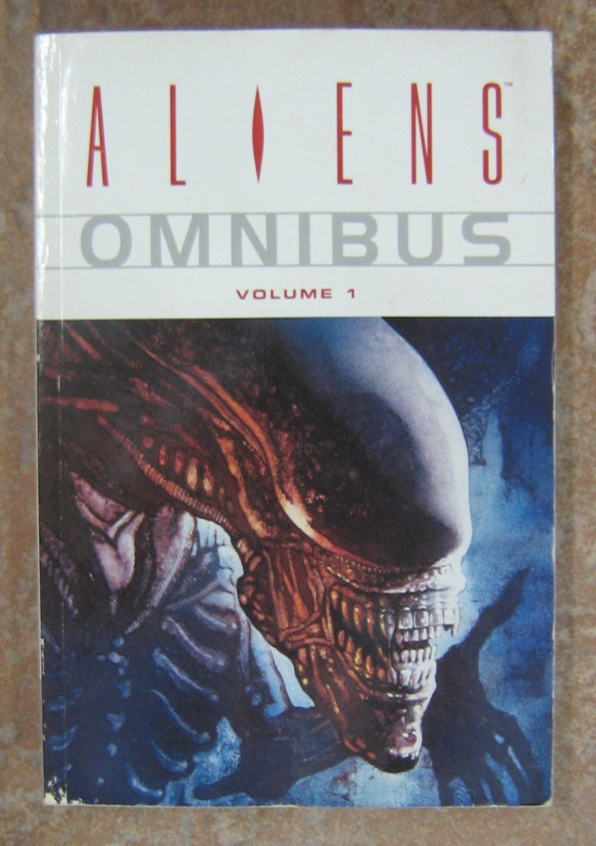 Aliens Omnibus Volume 1 First Ed. 2007 TradePB Graphic Novel Dark Horse Books