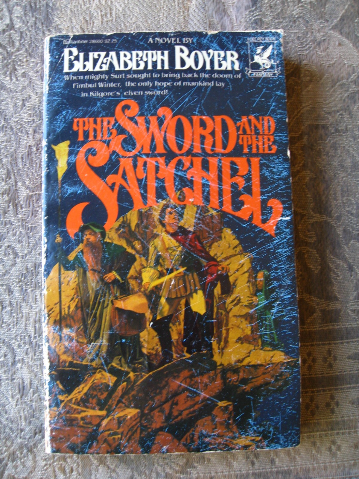 Elizabeth H. Boyer – The Sword and the Satchel – 1980 – paperback