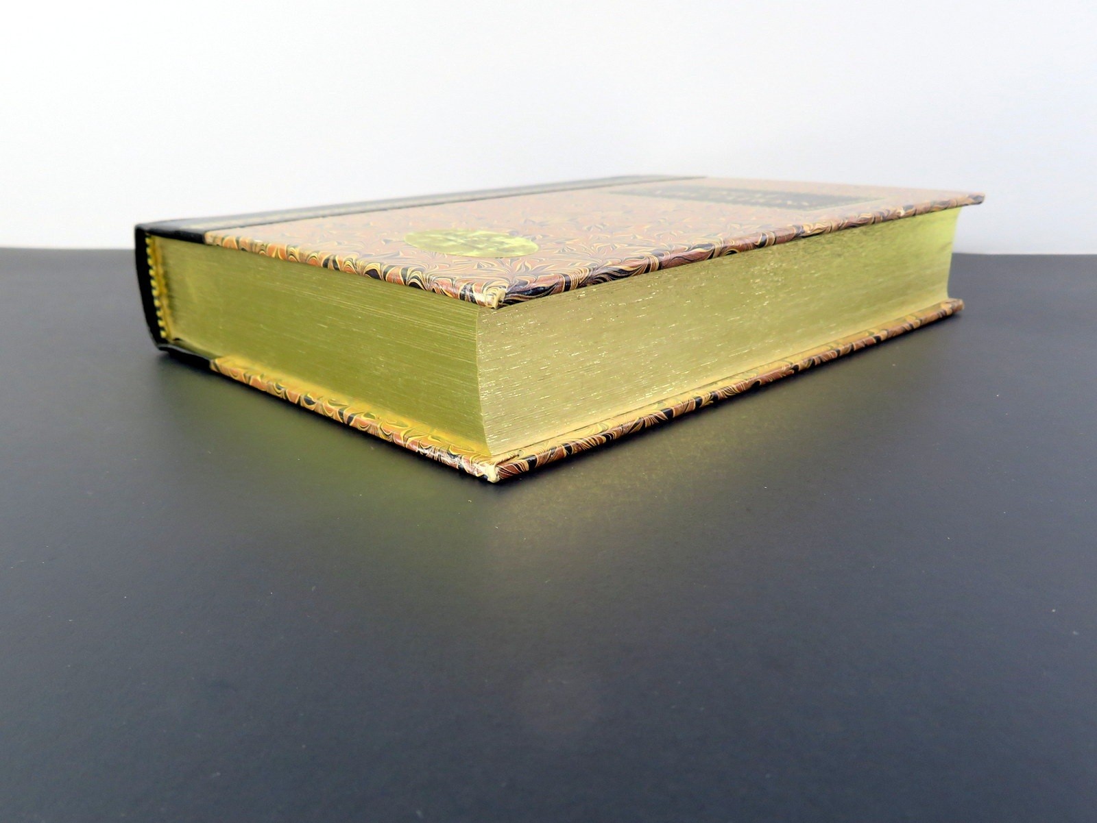 Great Expectations Dickens Chatham River Press 1983 Bonded Leather Classics Ed