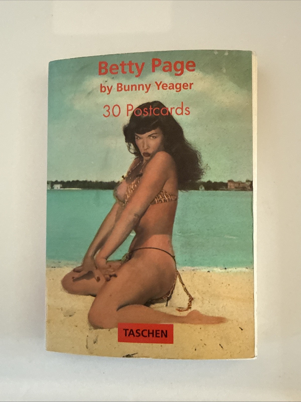 Vtg – Taschen – Betty Page – Bunny Yeager – 30 Postcards Softcover Book – READ!