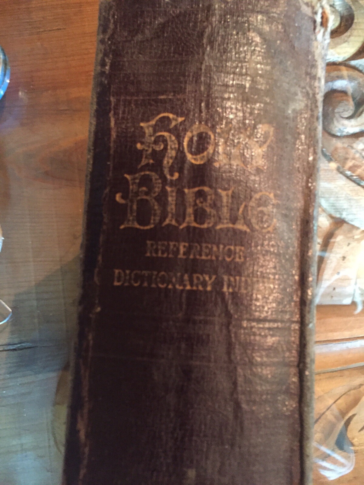 Holy Bible Reference Dictionary Copyright 1925 Revised 1937 A.J. Holman Company