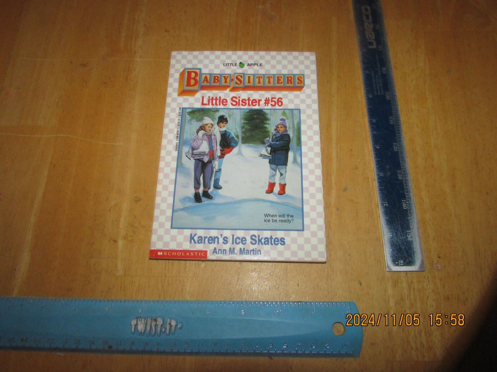 Baby-Sitters – Little Sister #56 : Karen’s Ice Skates by Ann M. Martin (1994, Tr