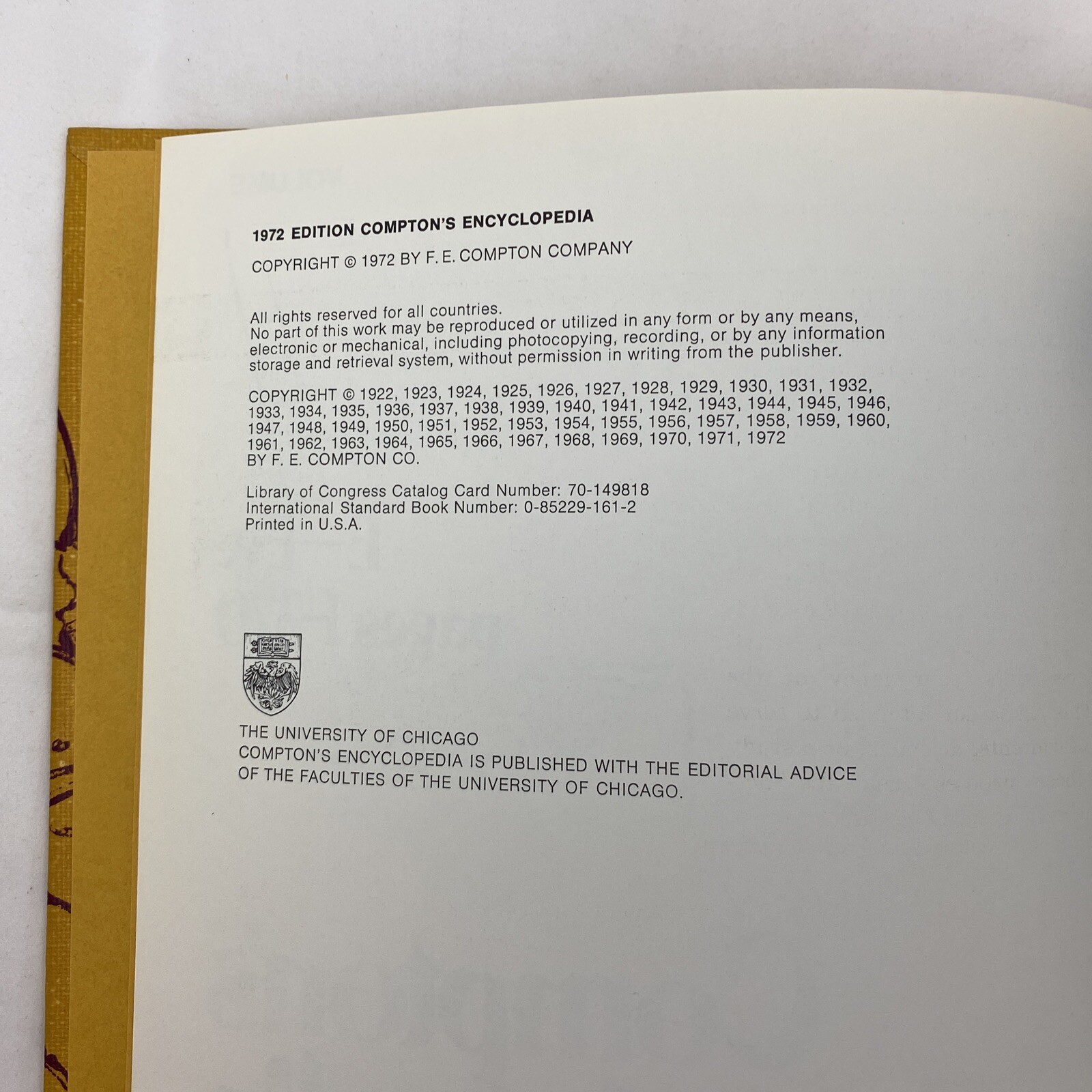 Comptons Encyclopedia and Fact Index 1972 Volume 7 Book E-Eye pages 1-370