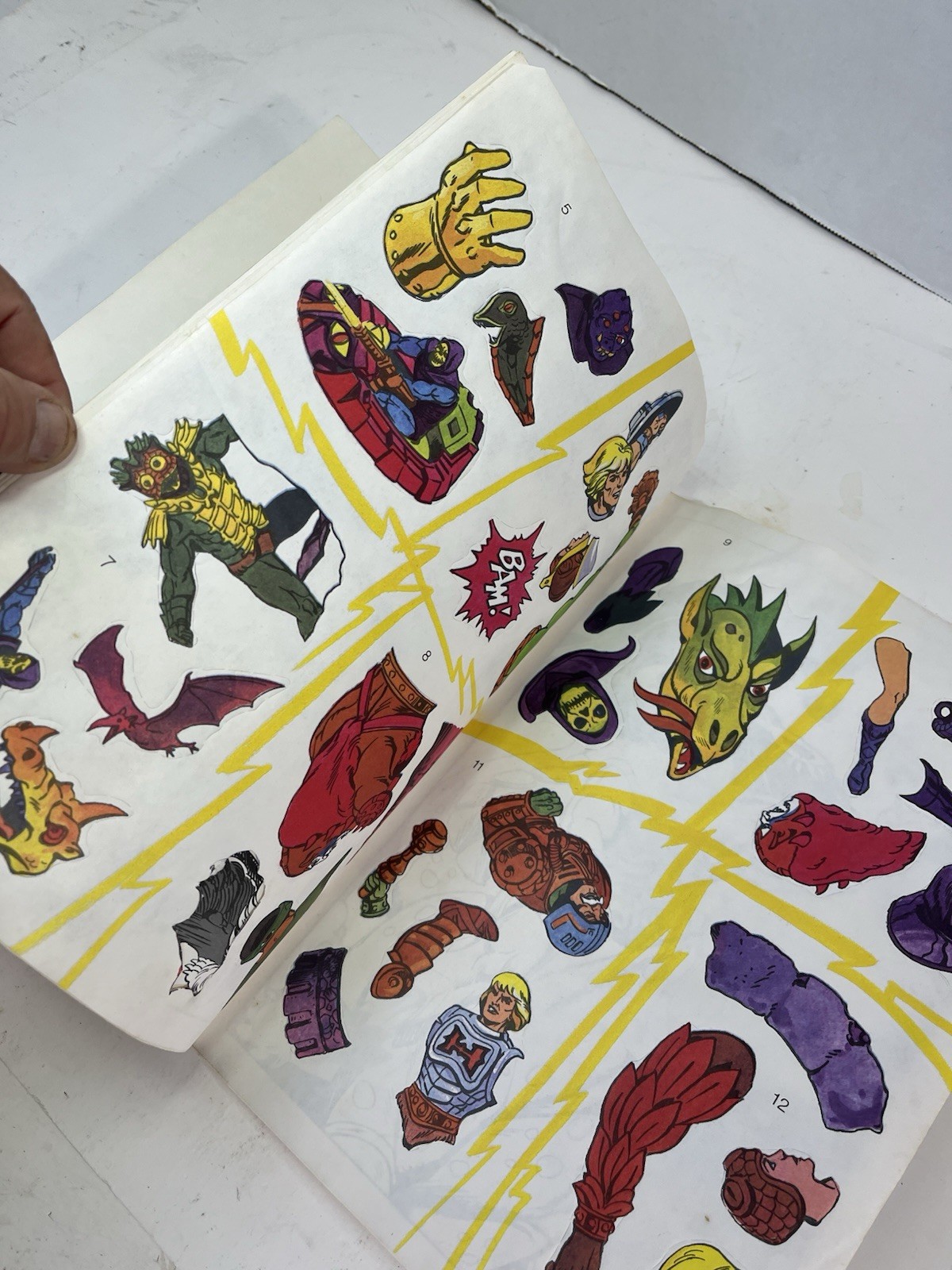 Golden Sticker Fun Book: Masters of the Universe He-Man 1985 Stickers Unused G