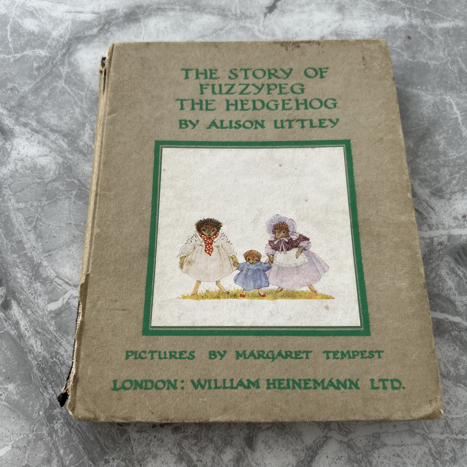 ‚THE STORY OF FUZZYPEG THE HEDGEHOG‘ by Alison UTTLEY / Margaret TEMPEST : 1936