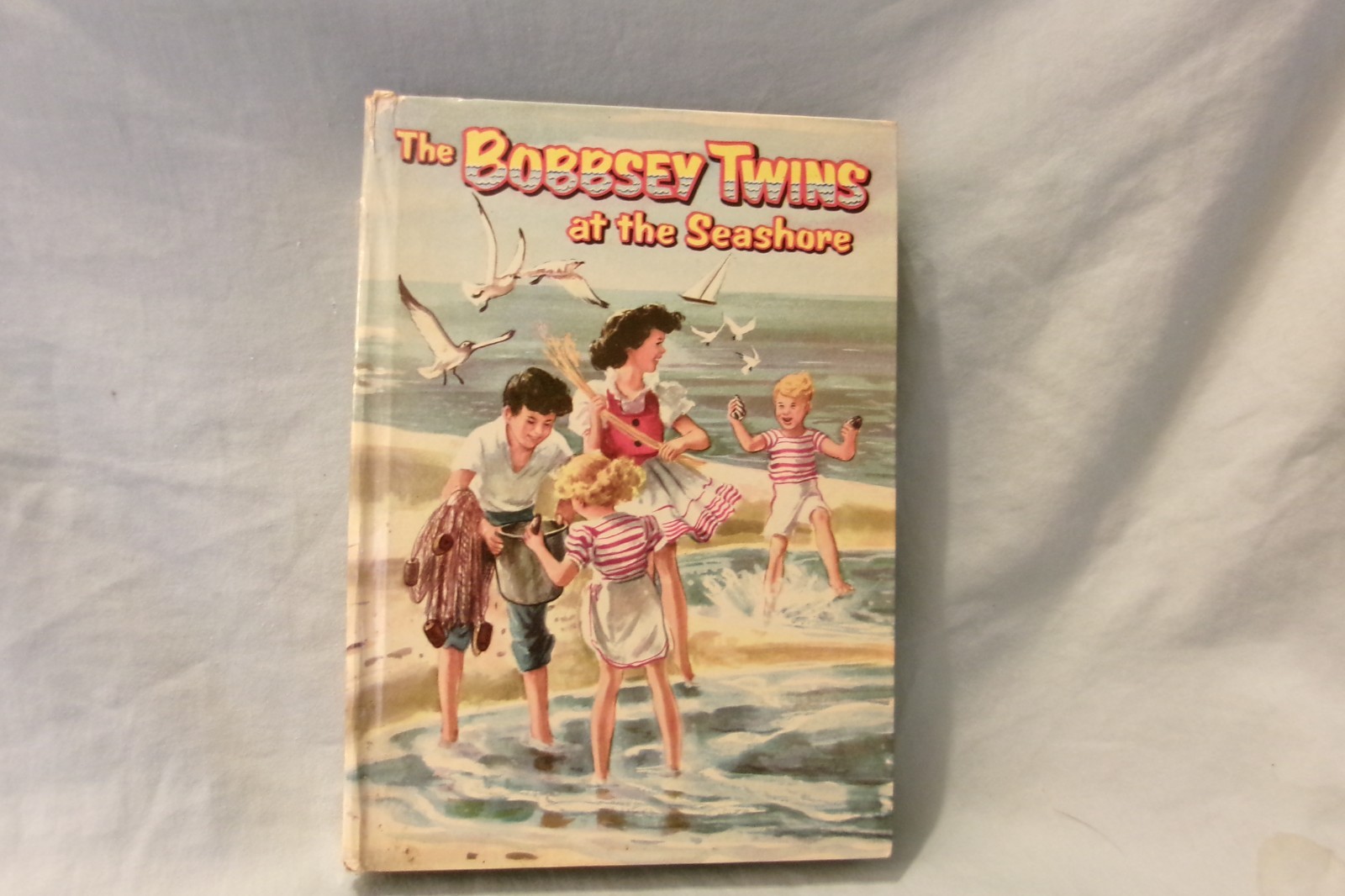 1954 The Bobbsey Twins At The Seashore Hardcover by Laura Lee Hope Whitman Book