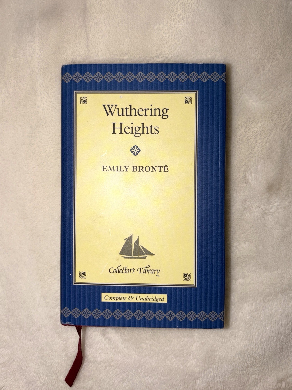 WUTHERING HEIGHTS Emily Brontë Hardcover Book Collector’s Library, 2003