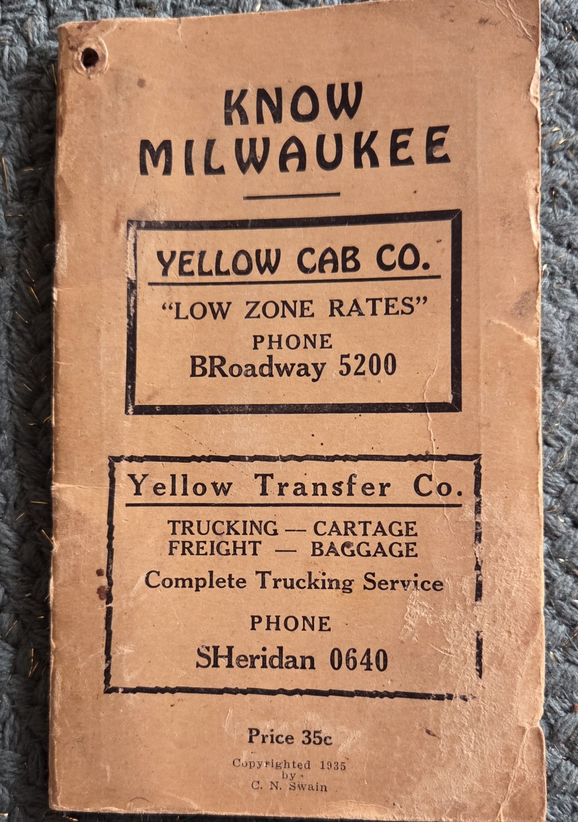 1935 Milwaukee City Pocket Directory Hotels Clubs Street Guide Transportation &