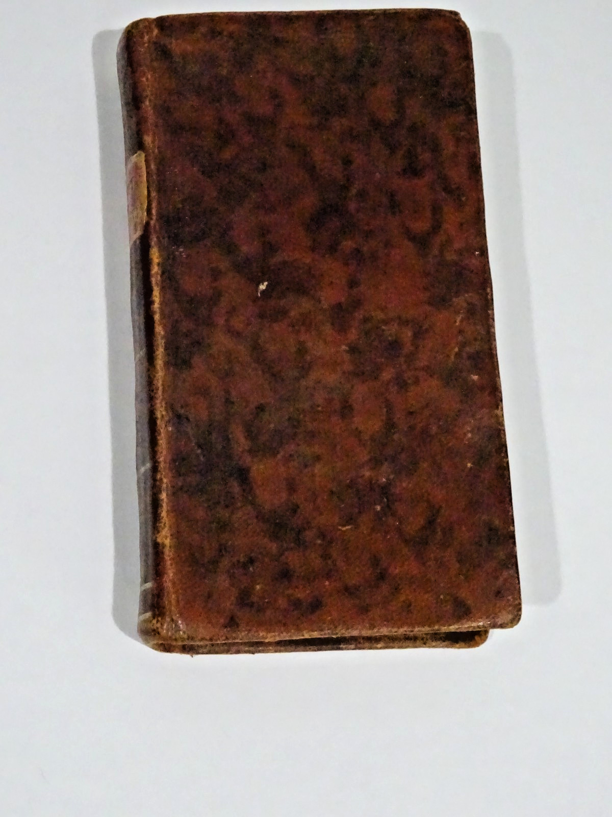 ANTIQUE 1820 FINE LEATHER BOUND BOOK LE COMBAT SPIRITUEL PARIS FRANCE